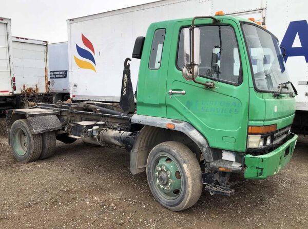 .  Mitsubishi Fuso FM6, 2000, 7.5L, MT-HB, Extend Cab, Hooklift, r, O#0726