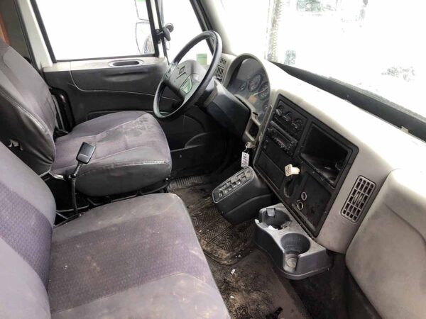 .  International 4300, 2012, 7.6L, AT-AB, 26ft Box, 96in +Side Door, TG, r, O#2283 - Image 9