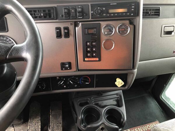 .  Kenworth T370, 2012, Paccar 6.7L, AT-AB, 26ft Box, 96in Door, TG, r, O#7550 - Image 11