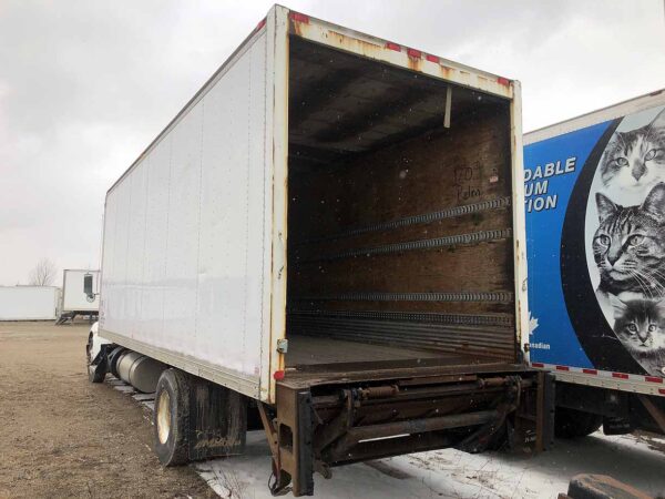 .  Kenworth T370, 2012, Paccar 6.7L, AT-AB, 26ft Box, 96in Door, TG, r, O#7550 - Image 5
