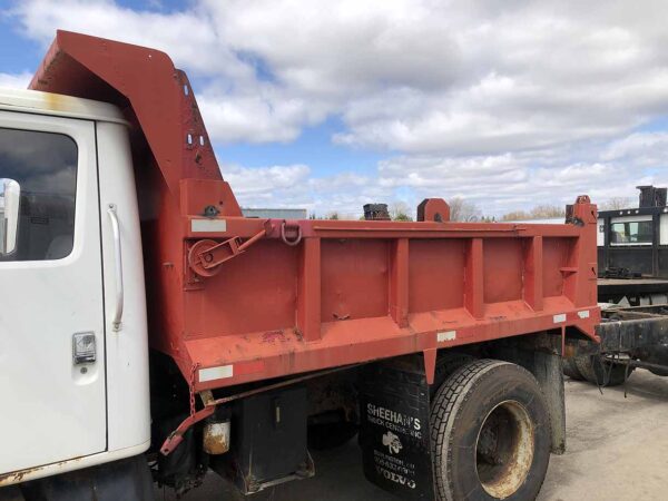 .  International 4700, 1995, 6.7L DT408, *trans NO GOOD, 10ft Dump, N#2902 - Image 5