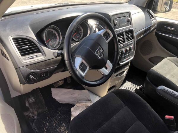 .   Dodge Grand Caravan, 2017, 3.6L, Automatic, FWD, Minivan, F#1775 - Image 4