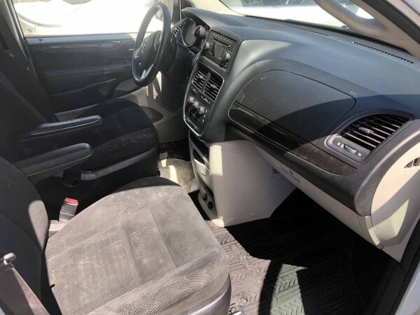 .   Dodge Grand Caravan, 2017, 3.6L, Automatic, FWD, Minivan, F#1775 - Image 9