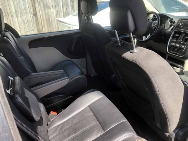 .   Dodge Grand Caravan, 2017, 3.6L, Automatic, FWD, Minivan, F#1775 - Image 11
