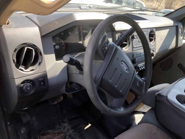 .   Ford F350, 2011, 6.2L gas, 4x4, Crewcab, Pickup, F#4620 - Image 7