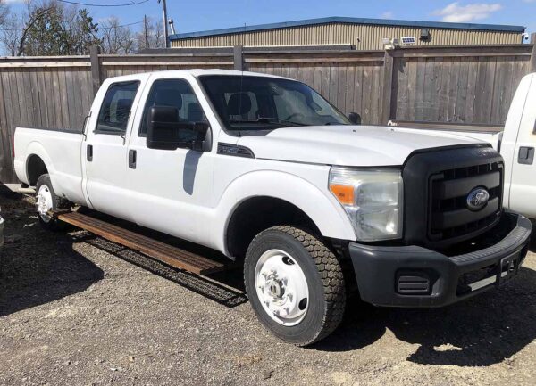.   Ford F350, 2011, 6.2L gas, 4x4, Crewcab, Pickup, F#4620