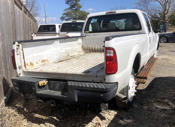 .   Ford F350, 2011, 6.2L gas, 4x4, Crewcab, Pickup, F#4620 - Image 5