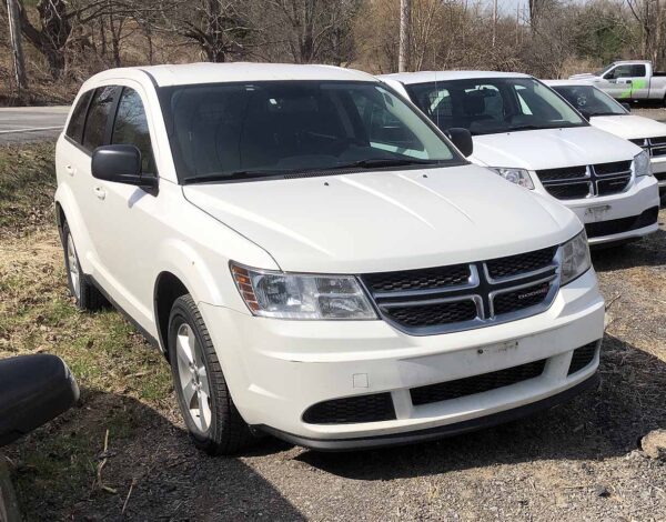 .   Dodge Journey SE, 2015, 2.4L, FWD, Multi-Purpose Vehicle, F#5502 - Image 3