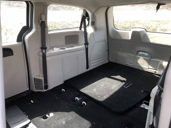 .   Dodge Grand Caravan, 2018, 3.6L, FWD, Minivan, F#1413 - Image 9