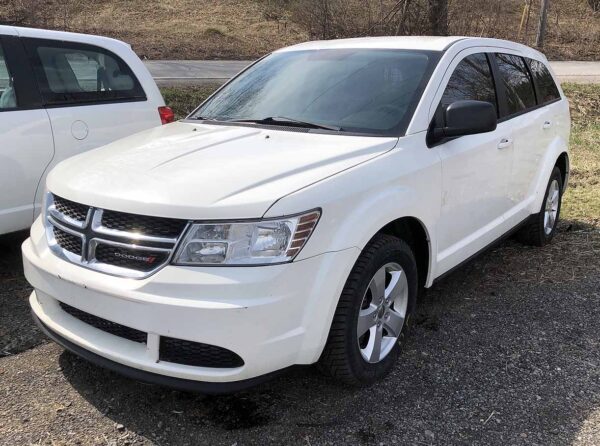 .   Dodge Journey SE, 2015, 2.4L, FWD,  Multi-Purpose Vehicle, F#7032