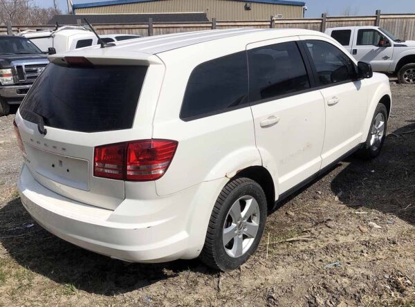 .   Dodge Journey SE, 2015, 2.4L, FWD,  Multi-Purpose Vehicle, F#7032 - Image 5