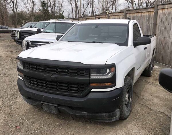 .   Chevrolet Silverado 1500, 2017, 4.3L gas, 4x2, Pickup, F#1737 - Image 3