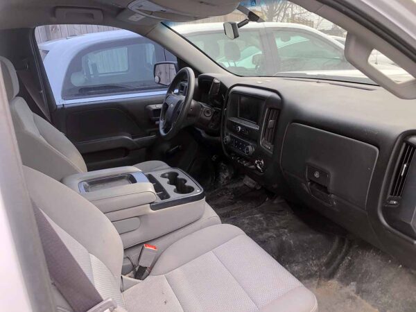.   Chevrolet Silverado 1500, 2017, 4.3L gas, 4x2, Pickup, F#1737 - Image 14