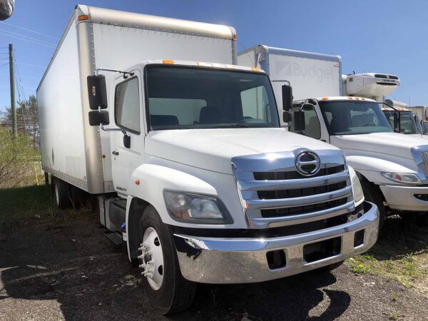 .  Hino 268, 2016, 7.6L, AT-HB, 26ft Box, 90in D, F#6567 - Image 3
