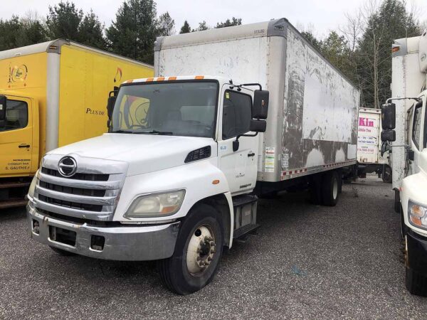 .  Hino 268, 2016, 7.6L, AT-HB, 26ft Box, 90in Door, N#4285 - Image 3