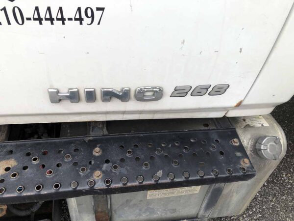 .  Hino 268, 2016, 7.6L, AT-HB, 26ft Box, 90in Door, N#4285 - Image 11