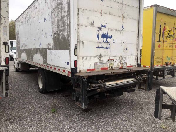 .  Hino 268, 2016, 7.6L, AT-HB, 26ft Box, 90in Door, N#4285 - Image 6