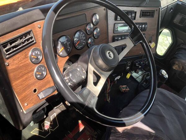 .  Western Star 4900SA, 2007, CAT 11.1L,  MT-AB, 6x4, Cab&Chassis, orange, N#8813 - Image 23