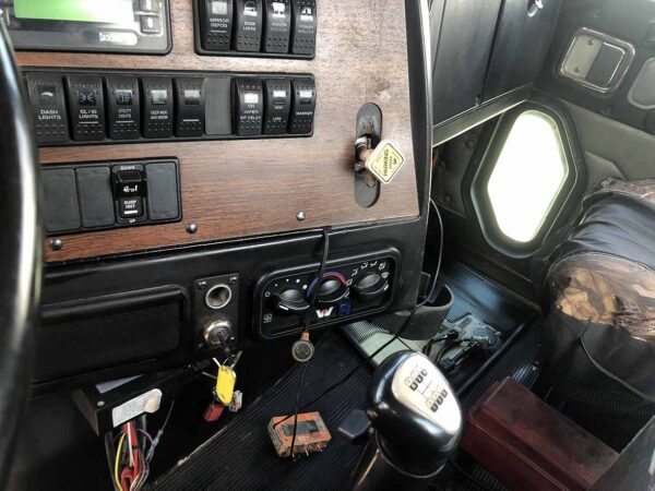 .  Western Star 4900SA, 2007, CAT 11.1L,  MT-AB, 6x4, Cab&Chassis, orange, N#8813 - Image 24