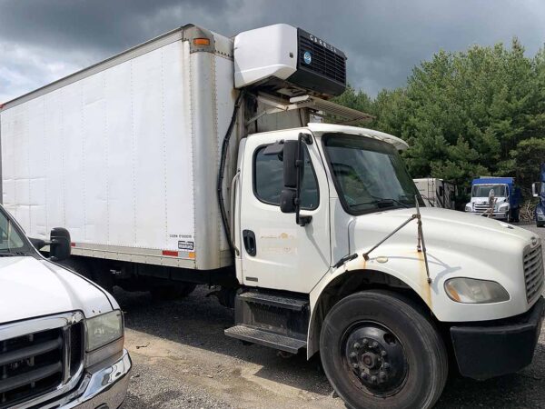 .  Freightliner M2, 2009, Cummins 6.7L, AB, 18ft Reefer, 84in D, Carrier, F#5339 - Image 3