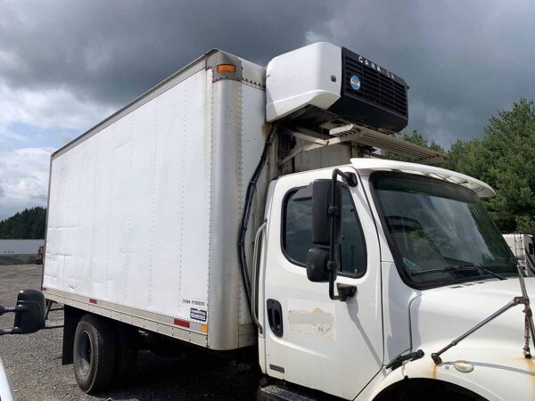 .  Freightliner M2, 2009, Cummins 6.7L, AB, 18ft Reefer, 84in D, Carrier, F#5339 - Image 4