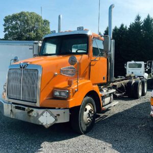 .  Western Star 4900SA, 2007, CAT 11.1L,  MT-AB, 6x4, Cab&Chassis, orange, N#8813
