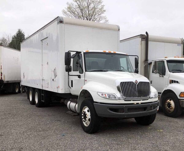 .  International 4400, 2016, 9.3L N9, AT-AB, 6x4, 26ft Box, 96in +Side D, TG, r, N#3193 - Image 19