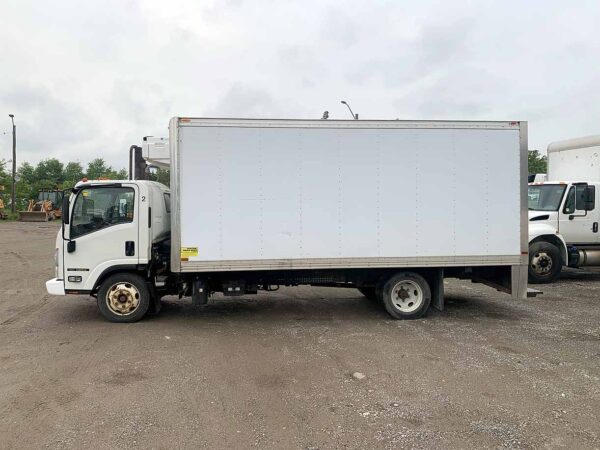 .  Isuzu NRR, 2019, 5.2L, AT-HB, 18ft Reefer, 72in Door, r, F#2164 - Image 4