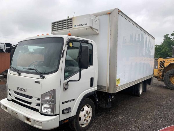 .  Isuzu NRR, 2019, 5.2L, AutoT-HydrB, 18ft Reefer, 73in Door, r, F#2152