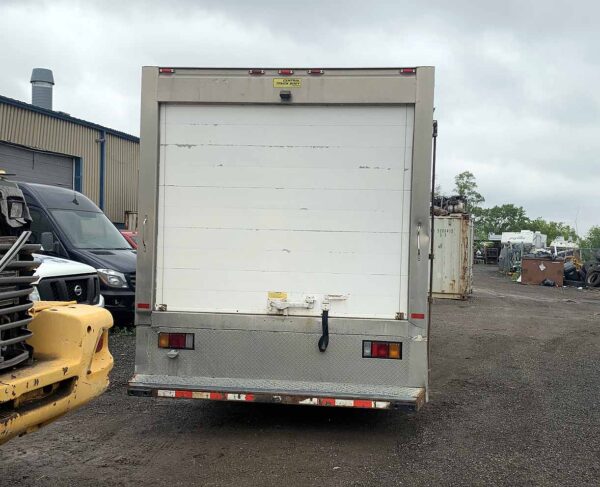 .  Isuzu NRR, 2019, 5.2L, AutoT-HydrB, 18ft Reefer, 73in Door, r, F#2152 - Image 5