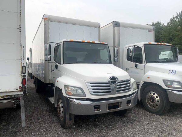 .  Hino 338, 2009, 7.6L, AT-HB, 24ft Box, 96in +Side Door, TG, r, N#1004