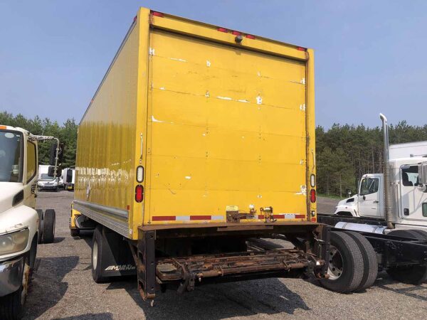 .  International 4300, 2014, 6.4L, AT-HB, 26ft Box, 90in Door, yellow, TG, N#3768 - Image 7