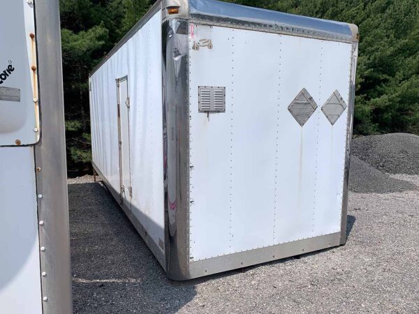 .  26ft Box, 98in Rollup Door, Side Door, 108in Int H, Vented, N#D26-ALVN