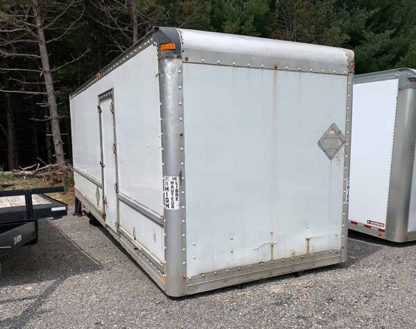.   26ft Box, 95in Rollup +Side Door, 102in W, TG, N#D26-COMM