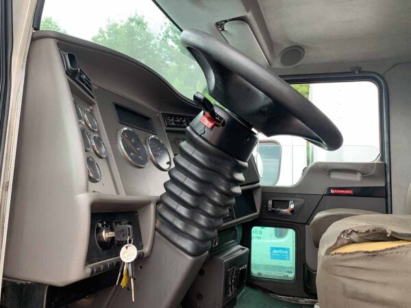 .  Kenworth T370, 2017, 6.7L, AT-HB, 27ft Box, 96in Door, TG, N#6169 - Image 11