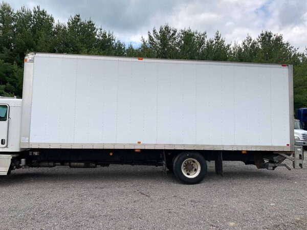 .  Kenworth T370, 2017, 6.7L, AT-HB, 27ft Box, 96in Door, TG, N#6169 - Image 4