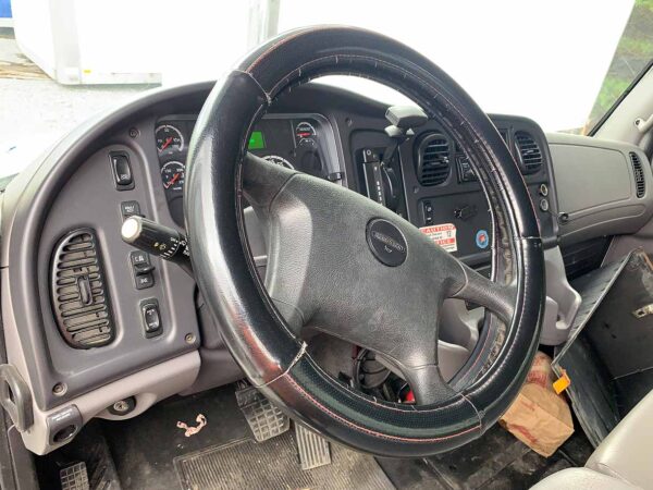 .  Freightliner M2, 2016, Cummins 6.7L, AT-HB, 26ft Box, 89in Door, TG, N#1629 - Image 9