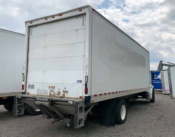 .  Freightliner M2, 2016, Cummins 6.7L, AT-HB, 26ft Box, 89in Door, TG, N#1629 - Image 6