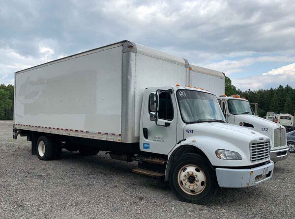 .  Freightliner M2, 2016, Cummins 6.7L, AT-HB, 26ft Box, 89in Door, TG, N#1629 - Image 3