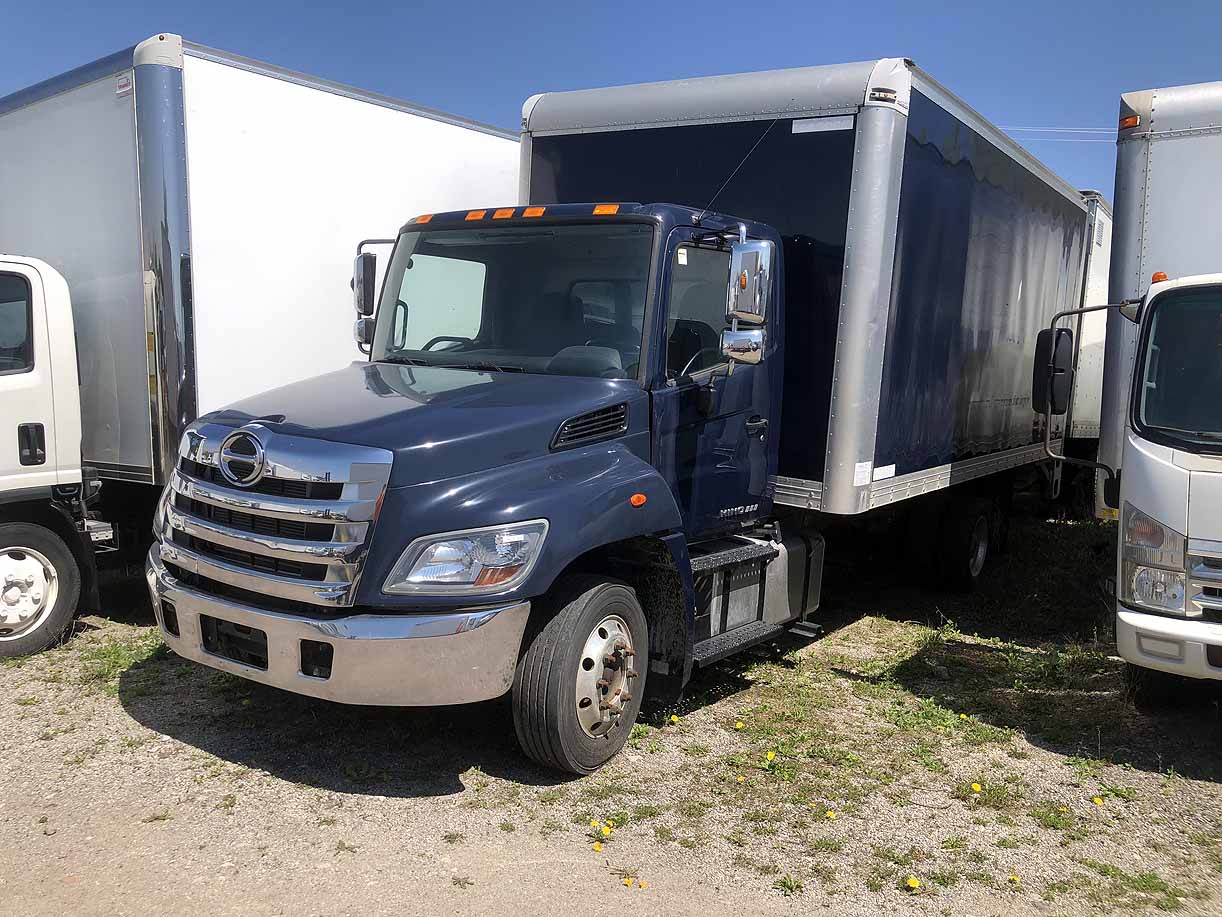 . Hino 258, 2018, 7.6L, AT-HB, 18ft Box, 84in Door, F#3941