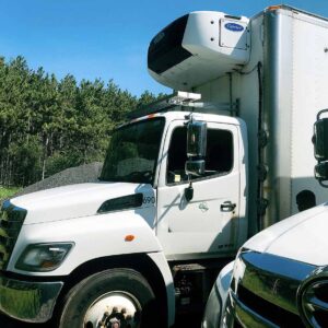 .  Hino 268, 2017, 7.6L, HydrB, 26ft Reefer, 90in Door, Carrier Supra 860, TG, N#8513