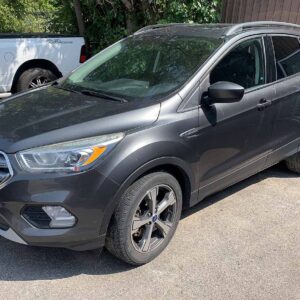 .   Ford Escape, 2017, 1.5L gas, AT-HB, 4WD, 4 Door SUV, Sunroof, r, F#1184