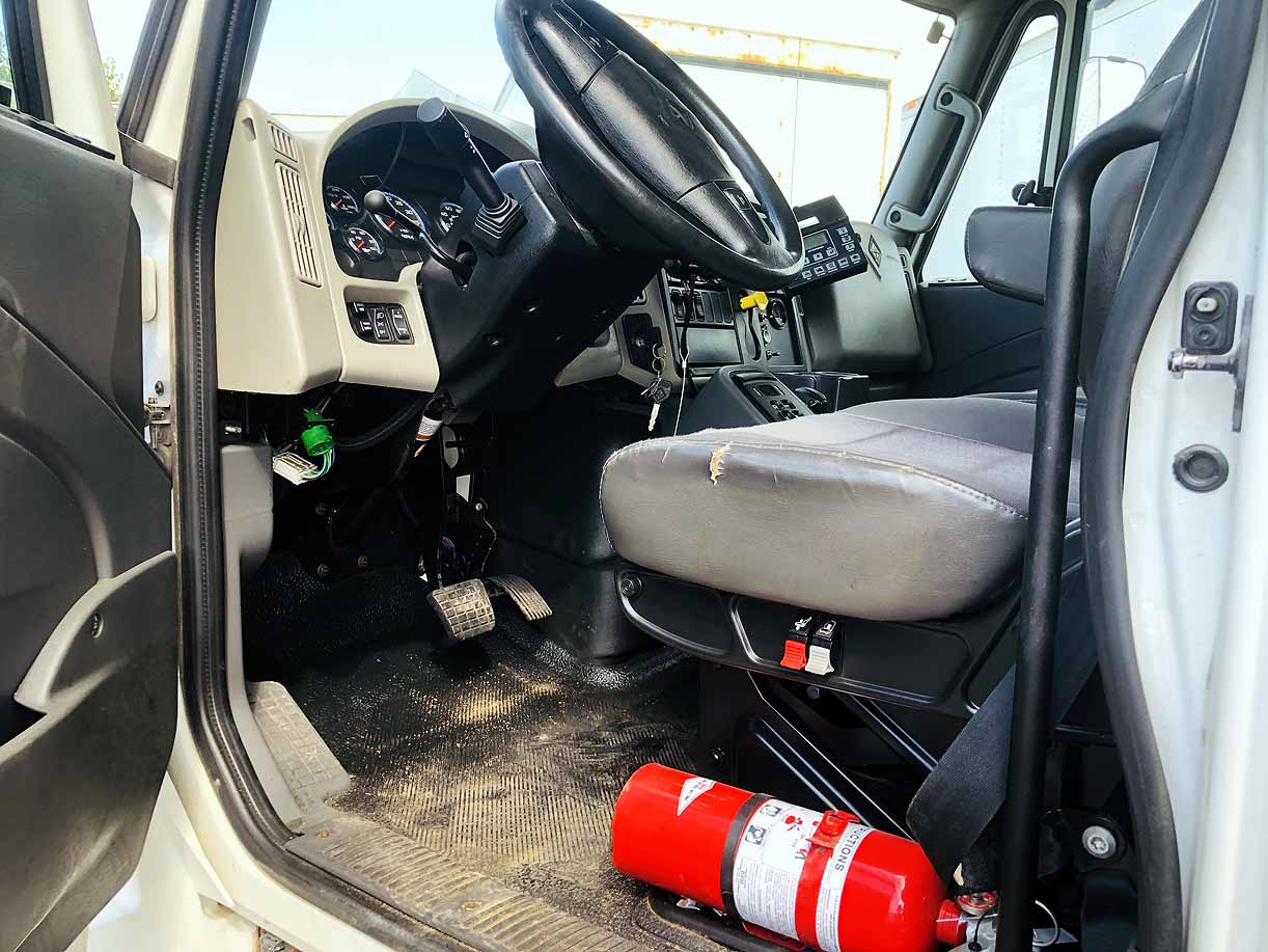 . *Cab & Chassiss SOLD, International 4400, 2017, 9.3L N9, AT-AB, 6x4, 28ft Reefer, 80in D, Carrier, TG, r, F#5742 - Image 13