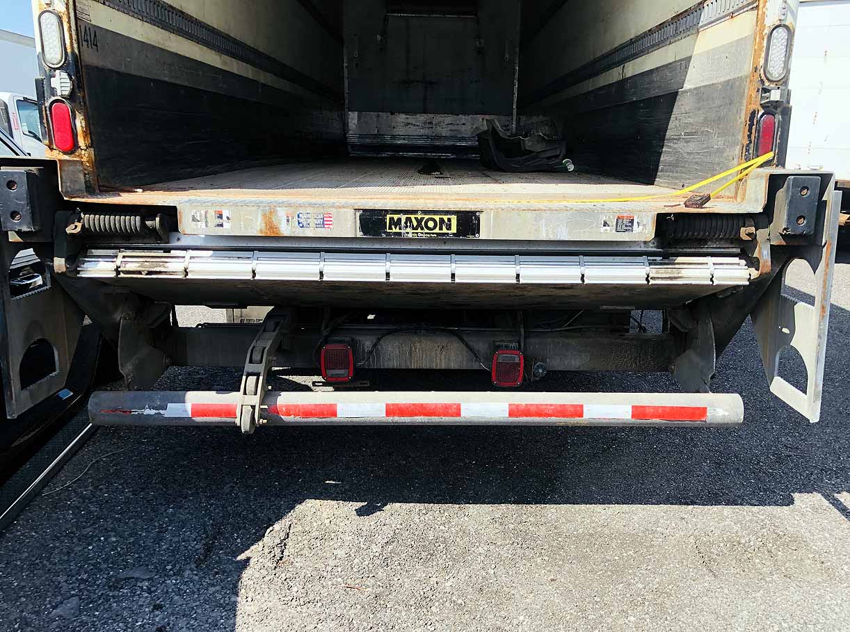 . *Cab & Chassiss SOLD, International 4400, 2017, 9.3L N9, AT-AB, 6x4, 28ft Reefer, 80in D, Carrier, TG, r, F#5742 - Image 9