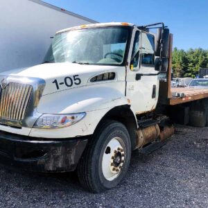.  International 4400, 2005, 7.6L, MT-AB, 6x4, 24ft+ Flatbed Tilt&Load, r, N#0643