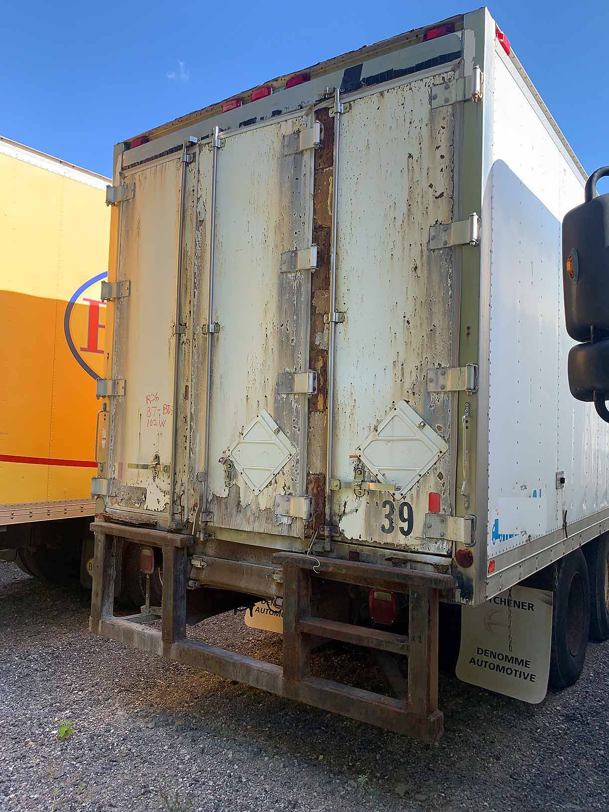 . Hino 338, 2008, 7.6L, AT-AB, 6x4, 26ft Reefer, 87in BD3, Thermoking RDIISR, N#1277 - Image 4