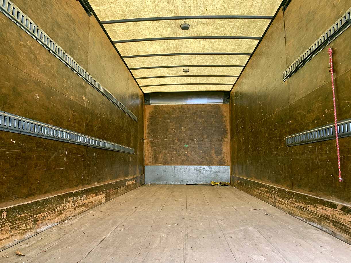 . Hino 268, 2008, 7.6L, AT-HB, 24ft Box, 90in B Door, TG, N#2497 - Image 8