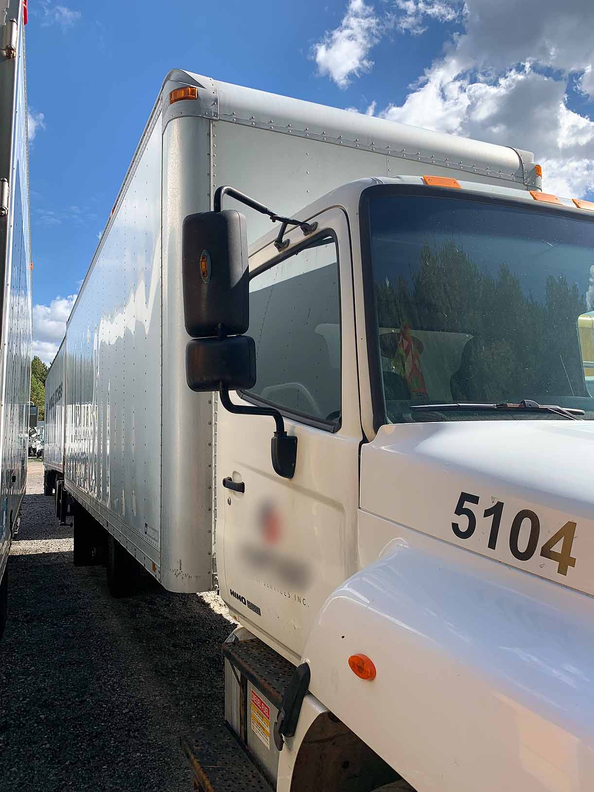 . Hino 268, 2008, 7.6L, AT-HB, 24ft Box, 90in B Door, TG, N#2497 - Image 3