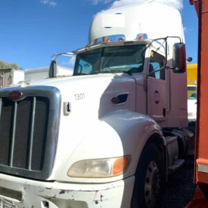 .  Peterbilt 386, 2013, 12.9L MX13, MT-AB, 6x4, Tandem Daycab Tractor, N#8029