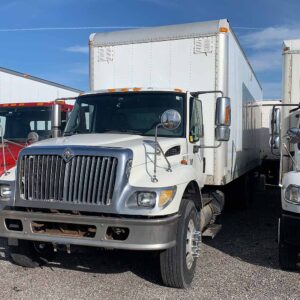 .  International 7400, 2004, 8.7L, MT-AB, 6x4, 28ft Box, 96in BD, TG, N#6677